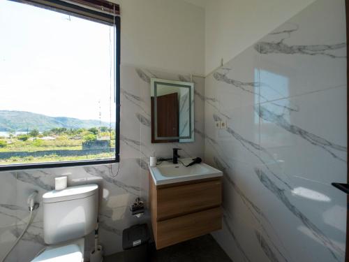 mar bella beachfront hotel