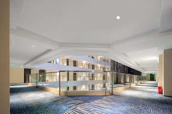madison hotel haikou qilou old street