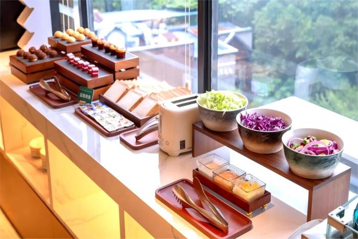 madison hotel haikou qilou old street
