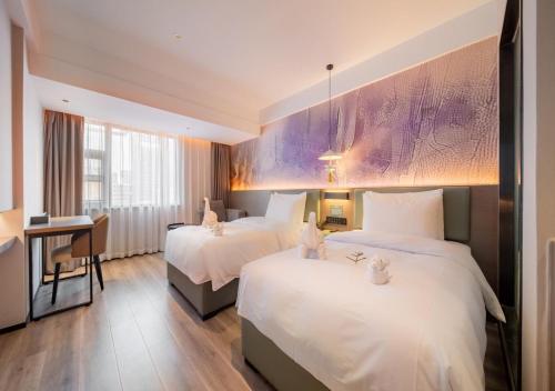 madison hotel haikou qilou old street