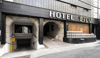 hotel boribat seoknam