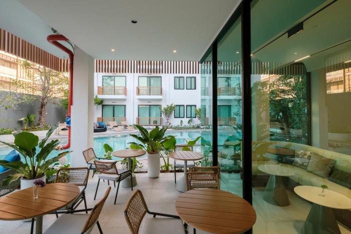 after rain hotel