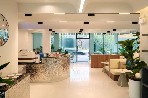 after rain hotel