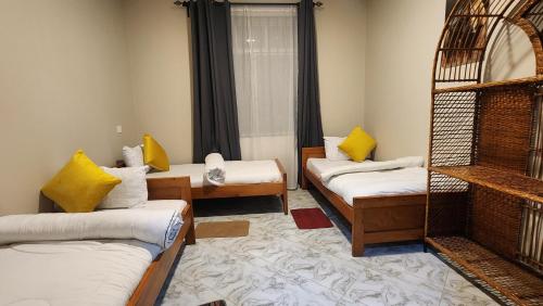 Pembeni River House,,4 star