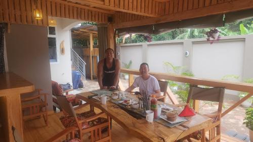 pembeni river house