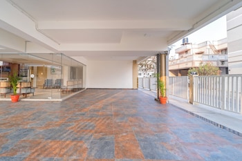 treebo premium cachet suites