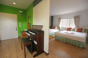 my way hua hin music hotel