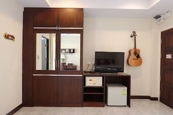 my way hua hin music hotel