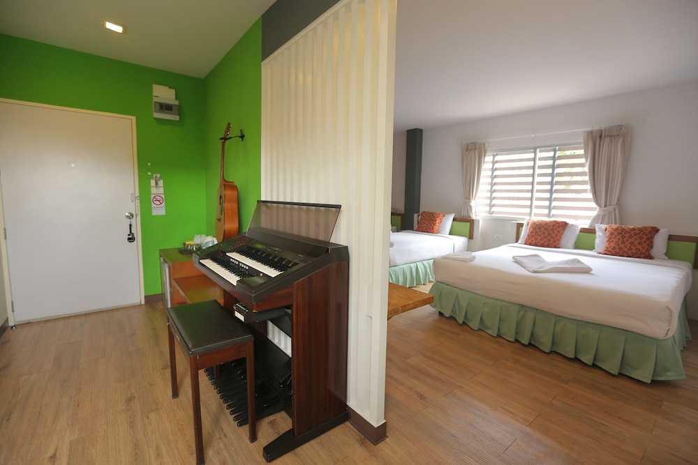 my way hua hin music hotel