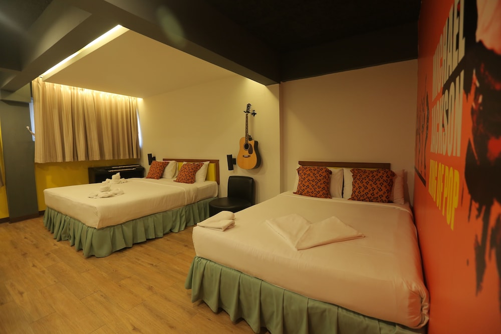 my way hua hin music hotel