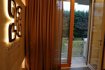 hortus hotel tirana
