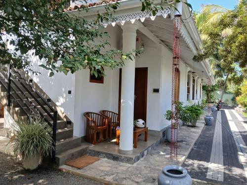 unawatuna heritage villas