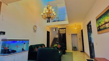 The Hotel Am Bliss,,5 star