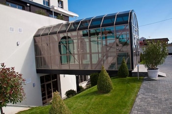 albert hotel and restaurant
