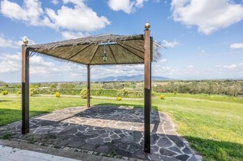 villa degli olivi