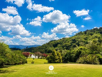linda casa em estilo germanico em rancho queimado