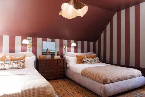 the hotel at claramount club