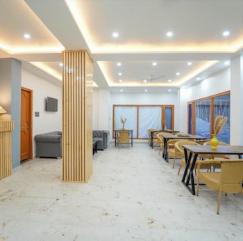 Onlystay River Pine Kasol,,3 star