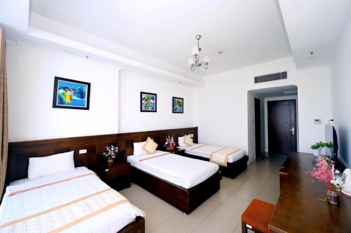 holiday central nha trang