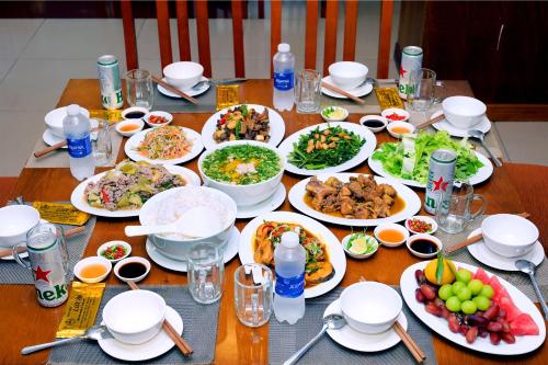 holiday central nha trang