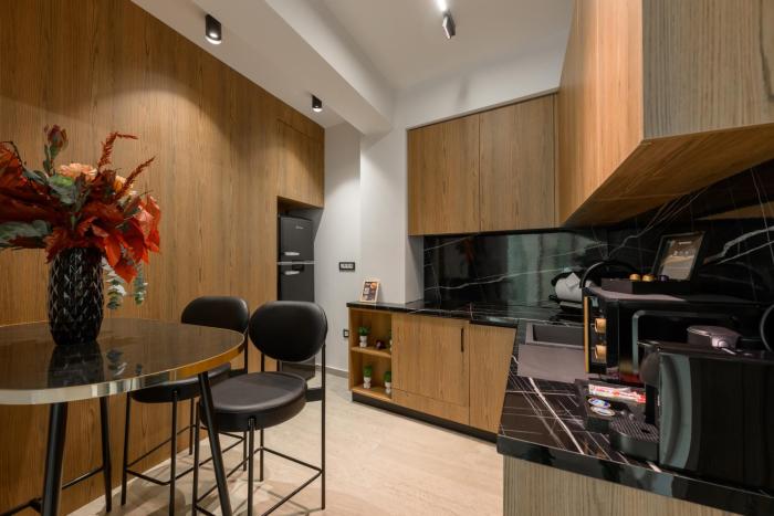 cens platinum luxury suites