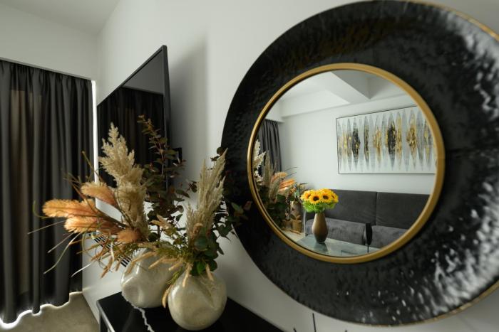 cens platinum luxury suites