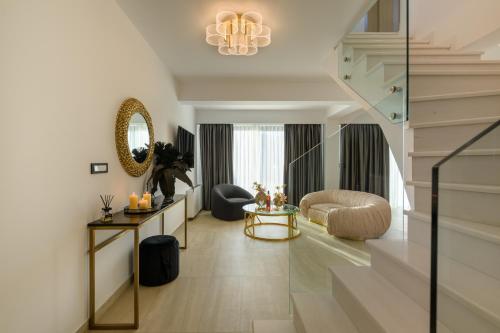 cens platinum luxury suites