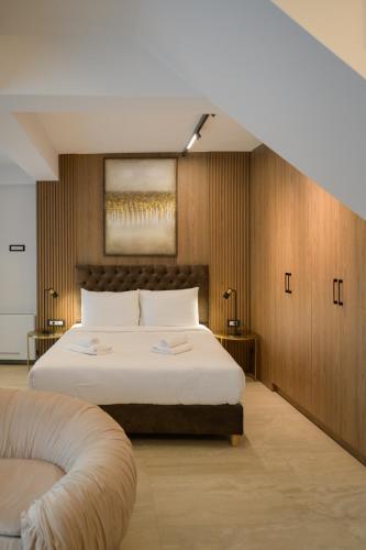 cens platinum luxury suites