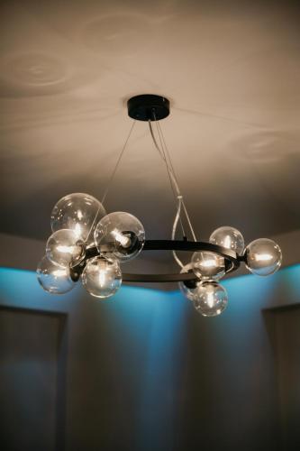 cens platinum luxury suites