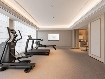 Mercure Chengdu Global Center,,2 star