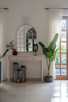 elivaas panache 3 bhk pvt pool villa
