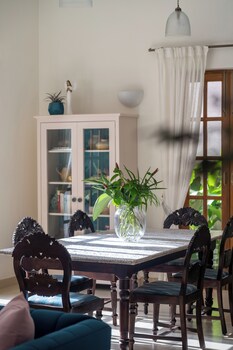 elivaas panache 3 bhk pvt pool villa