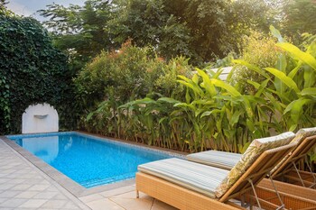 elivaas panache 3 bhk pvt pool villa
