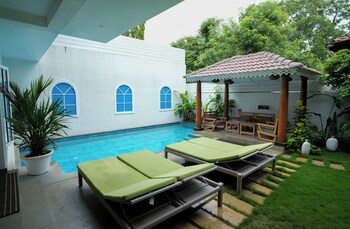elivaas bauhinia 5 bhk pvt pool villa