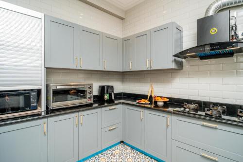 elivaas prive suntuarios casa ivy 4 bhk