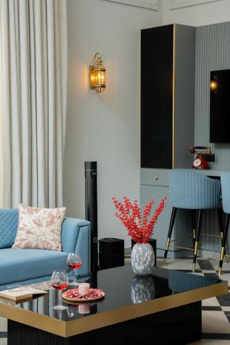 elivaas prive suntuarios casa ivy 4 bhk