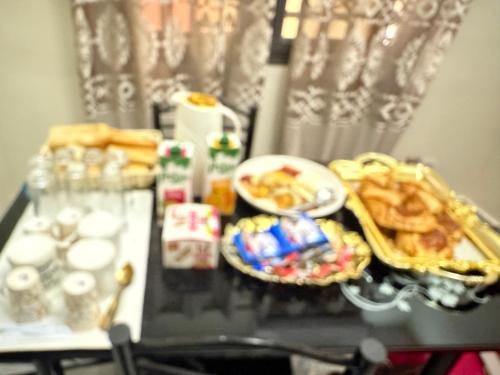 house and food