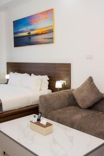 a one oasis river view hotel
