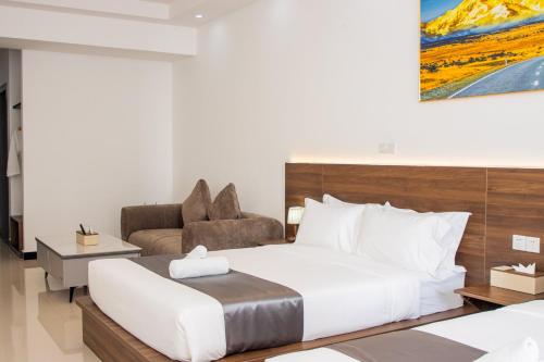 a one oasis river view hotel