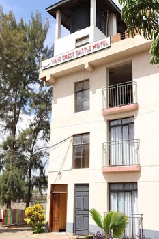 wave crest castle hotel wote