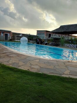 lesha park hotel kibwezi