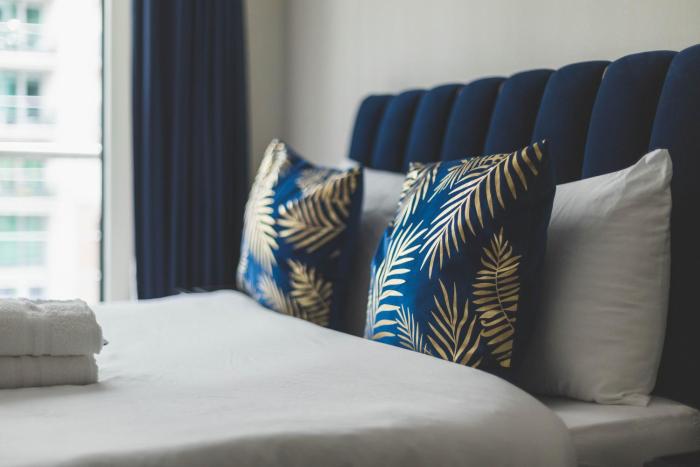 deluxe two bedroom vauxhall apartment