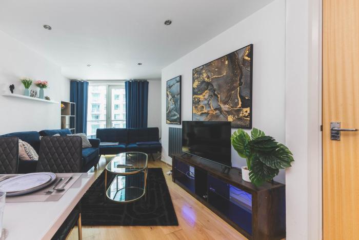 deluxe two bedroom vauxhall apartment
