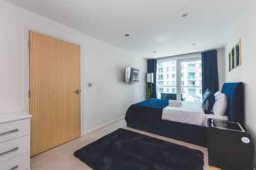 deluxe two bedroom vauxhall apartment