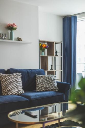 deluxe two bedroom vauxhall apartment