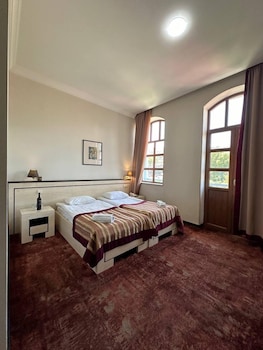 hotel europe meidan