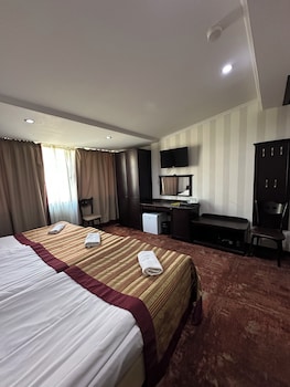 hotel europe meidan