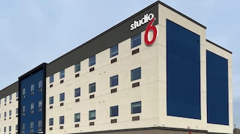studio 6 houston tx pearland medical center