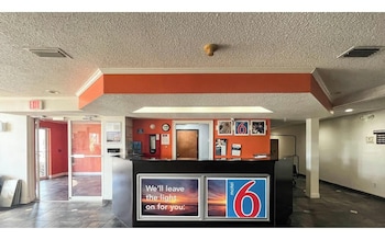 studio 6 mobile al