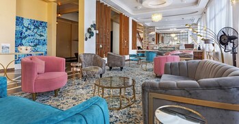 jett inn gardens hotel emali